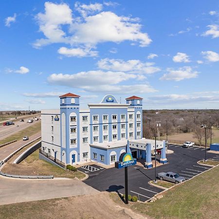 Days Inn By Wyndham Salado Экстерьер фото